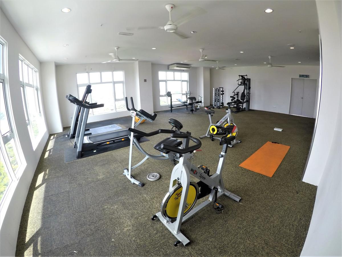 Zulanie Family Studio At D'Perdana Apartment, Spacious And Cozy With Pool, Free Wifi & Netflix Kota Bharu Eksteriør bilde